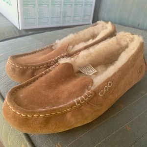 UGG Men’s slipper